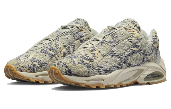 NOCTA x Nike Hot Step Air Terra 'Светлый костный' Змеиный принт Низкий топ Casual Унисекс Серый Черный