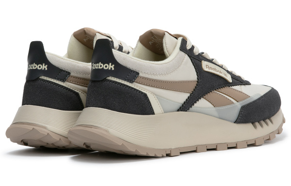 reebok CL LEGACY W+ Беговые кроссовки Низкие Хаки Унисекс