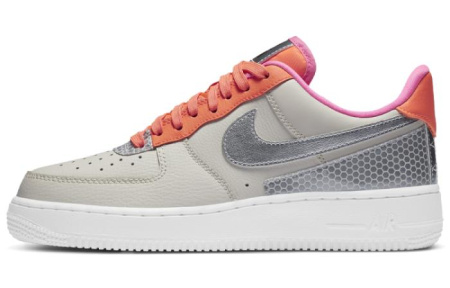 Nike Air FORCE 1 SE 'Металлическое серебро' Slip-resistant покрытие Низкие кеды для скейтбординга Женские Серебряный Апельсин