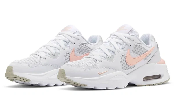 Nike Air Max FUSION Беговые кроссовки Низкие Женские