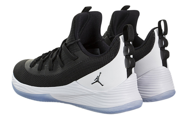 Джордан Ultra Fly 2 Low Топ Винтажные Баскетбольные Кроссовки Мужские Черные Белые