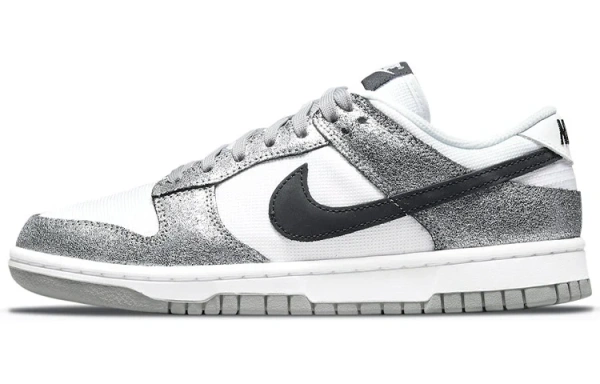 NIKE Dunk Кроссовки для скейтбординга Низкие Женские