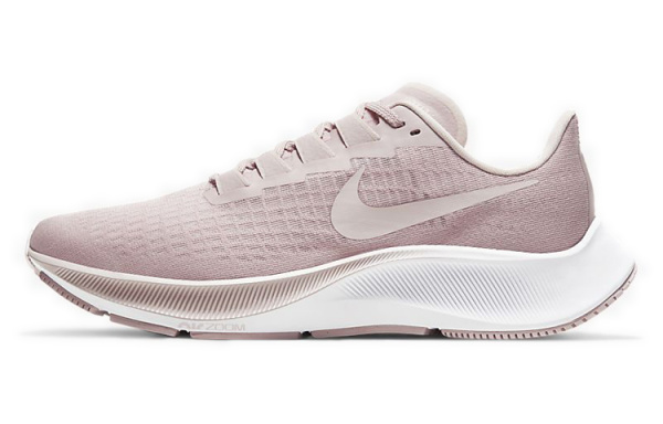 NIKE Pegasus 37 Беговые кроссовки Низкие Женские