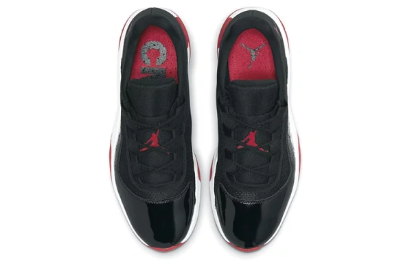 JORDAN 11 Cmft Low Bred 2021