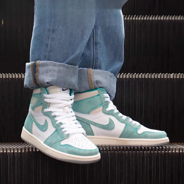 Jordan 1 Retro High 'Turbo Green' GS