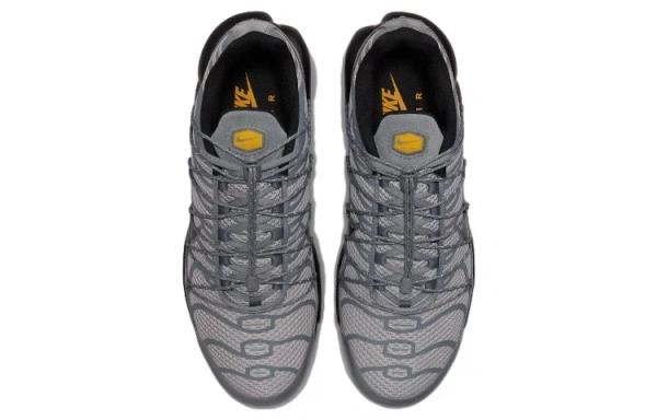 Nike Air Max Plus Toggle Grey Reflective