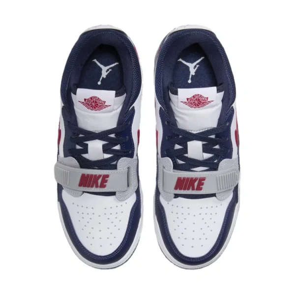Jordan Legacy 312 Low Top Children's Basketball Shoes White Blue Teenagers