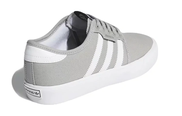 Adidas Originals Seeley K Lightweight And Wear resistant Low Top Kids' Skateboarding Shoes Gray White Kids'