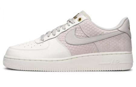Nike Air Force 1 Low Sail Light Bone Metallic Gold