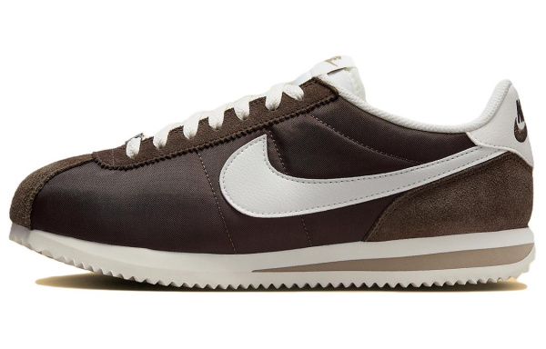 NIKE Беговые кроссовки Низкие Умбра Женские