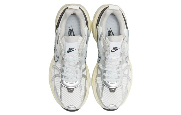 NIKE V2K Run Беговые кроссовки Низкие Женские