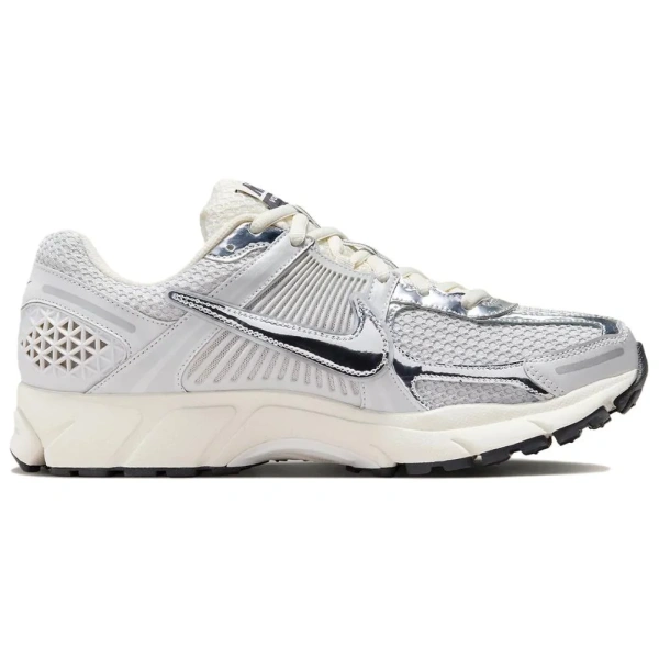Nike Zoom Vomero 5 Chrome