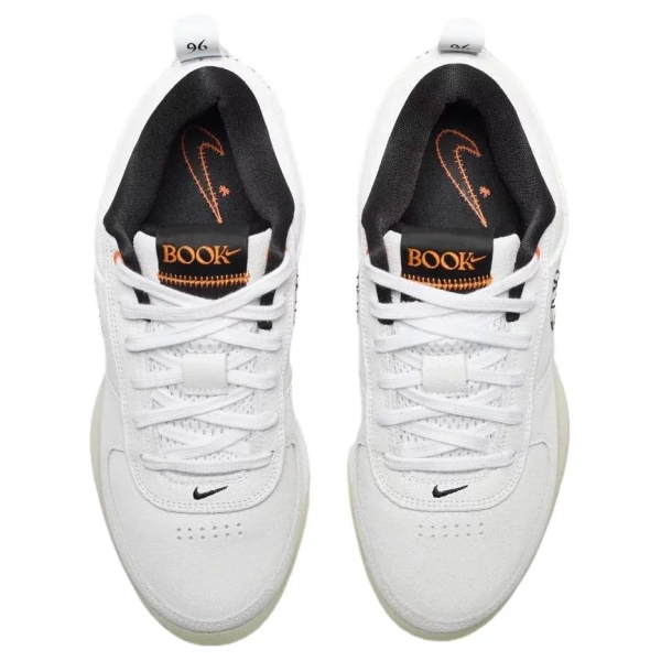 Nike Book 1 The Nightmare Before Christmas