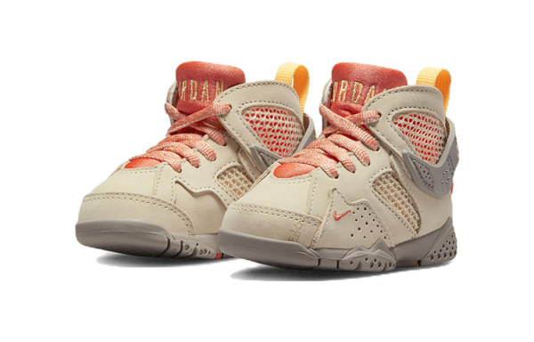 Jordan Air JORDAN 7 Обувь для малышей Высокий верх Детский