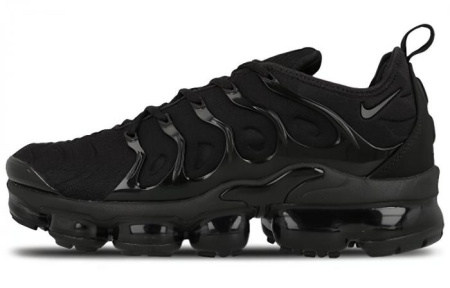 Nike Air VaporMax Plus Triple Black